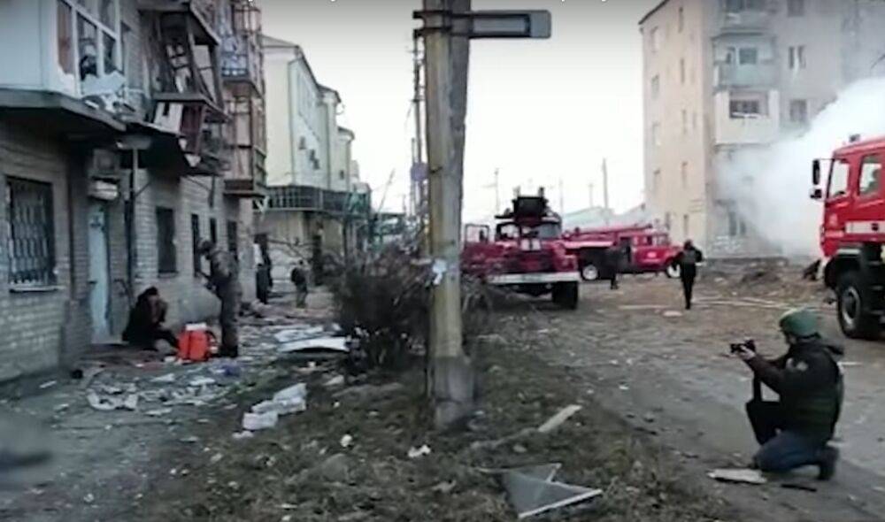 Жертв стало больше, люди не могут сдержать слез: новые подробности обстрела в Константиновке, фото и видео