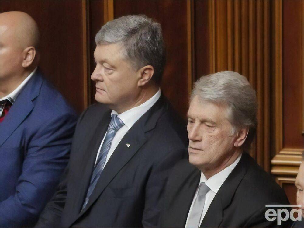Ющенко: Конечно, поддерживаем отношения с Порошенко. Обожал, когда он несколько коробок шоколада привезет для офиса. Но уже давно не привозил