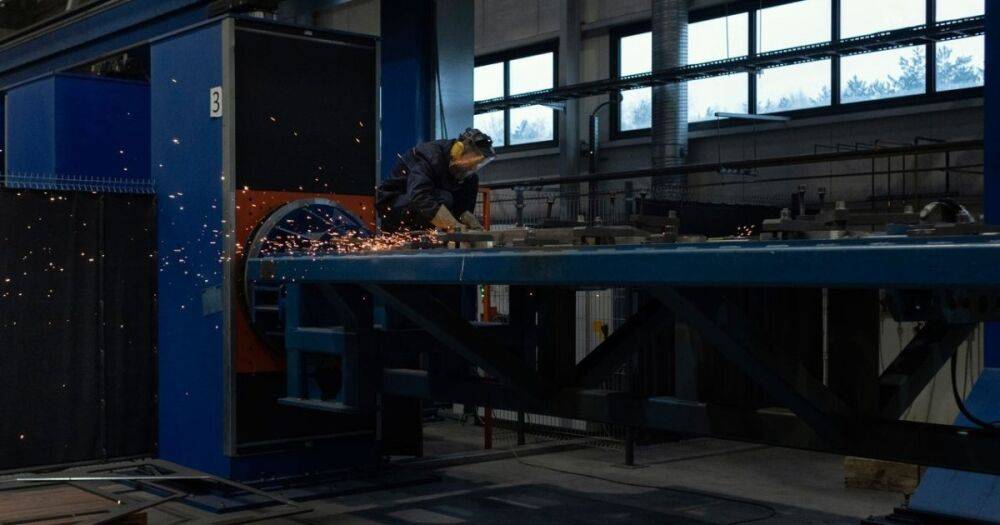 Польша использует гигантскую секретную мастерскую для ремонта украинской техники, — WSJ