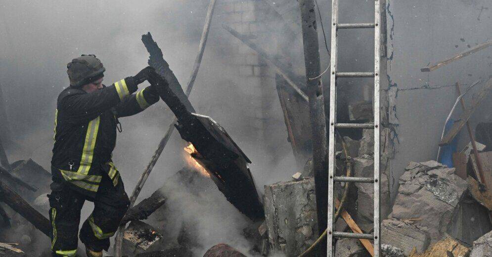В Харькове ракета попала в жилой дом. Погибла местная жительница