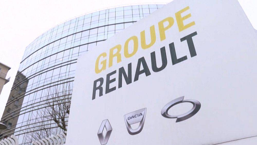 Renault сокращает свою долю в Nissan