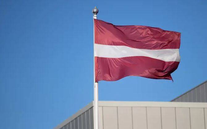 Латвия начнет в феврале проверять у граждан РФ и Беларуси знание госязыка