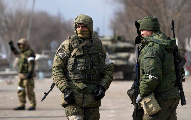 Войска рф пытаются наступать на Донбассе и обороняются на трех направлениях – Генштаб