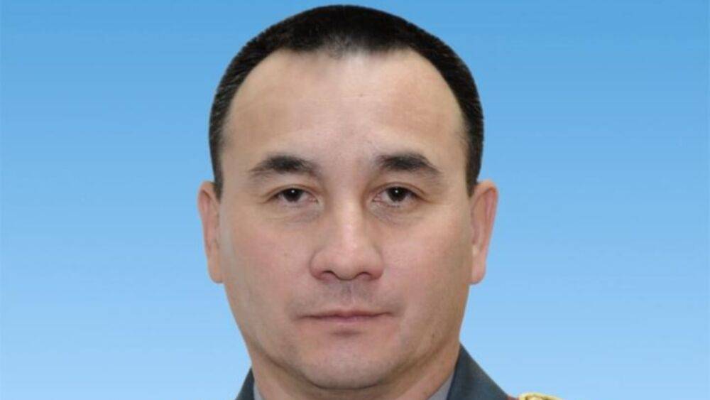 Экс-министра обороны Казахстана обвинили в превышении власти