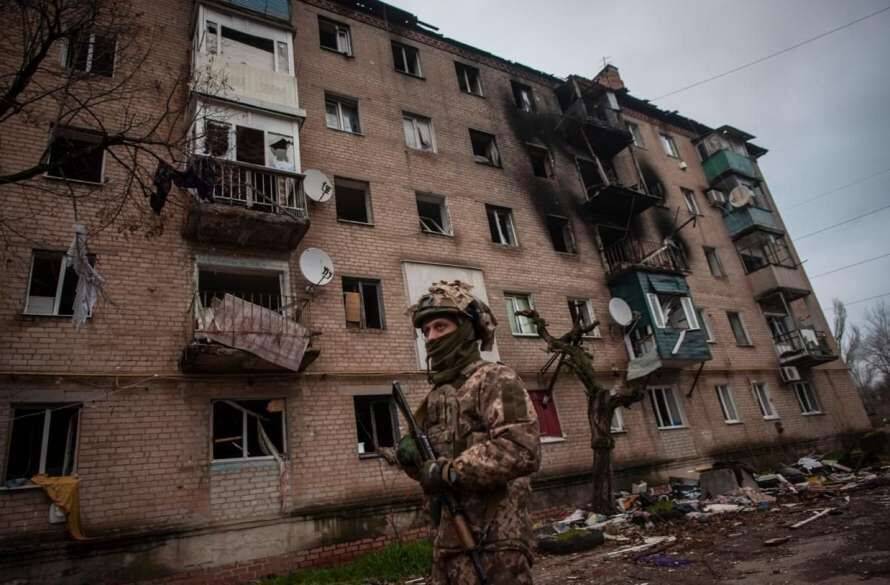 У Міноборони розкрили подробиці наступу військ РФ на Донбасі