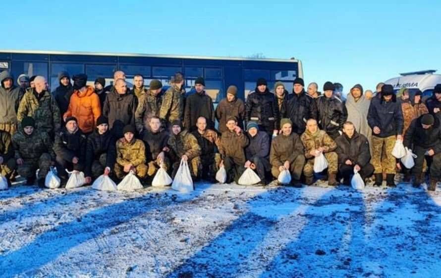 Обмін полоненими: Україна повернула додому 50 воїнів
