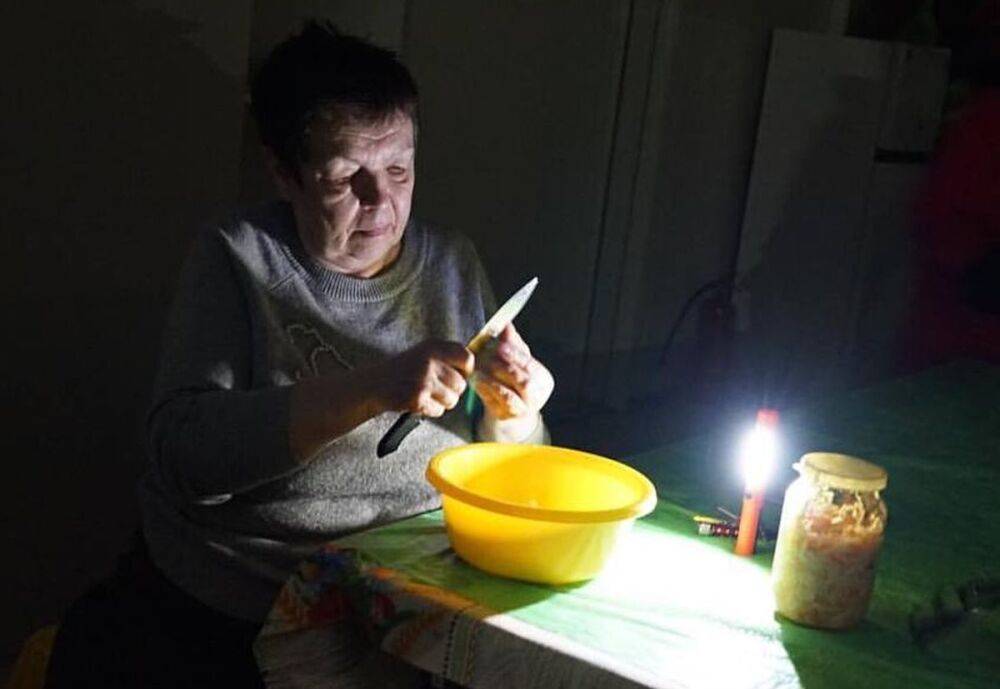Даже при обстрелах энергосистемы: названа дата, когда в Киеве перестанут отключать свет - совсем