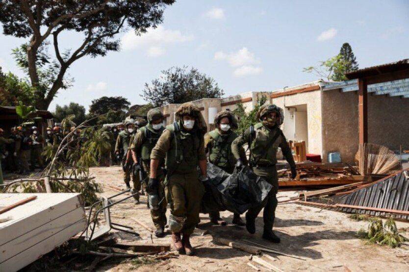 Война в Израиле - в кибуце Кфар-Аза убиты сотни гражданских - фото и видео