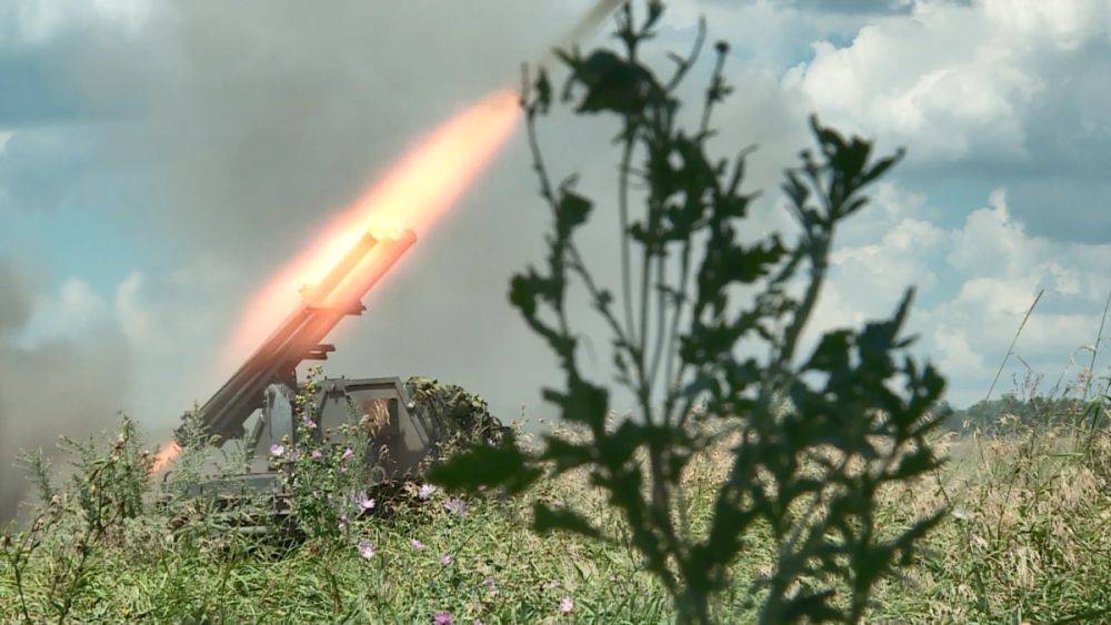 ВСУ заявили об ударе по аэродромам в Бердянске и Луганске