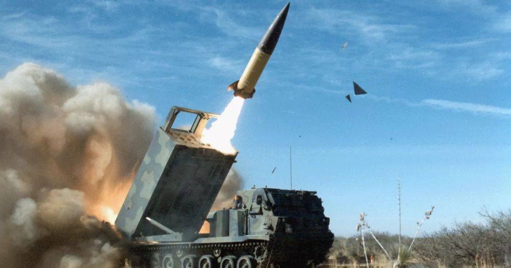 "Небольшое количество": Украина получила менее десятка ракет ATACMS от США, — AP