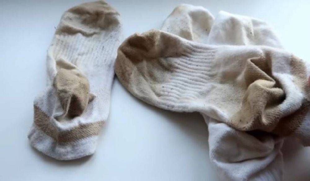 Как отстирать белые носки домашними средствами: четыре способа, которые гарантируют чистоту