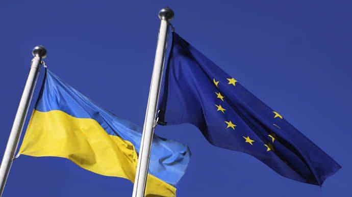 Безвиз с ЕС: Киеву посоветовали усилить борьбу с коррупцией и противодействие контрабанде оружия