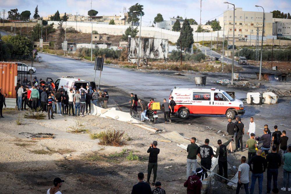 7 палестинцев, включая подростков, убиты, лагерь Нур-Шамс объявлен закрытой военной зоной