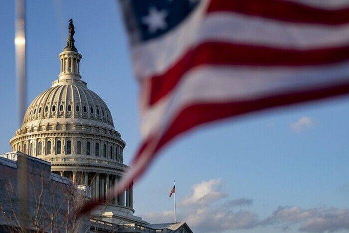 Палата представителей США одобрила проект бюджета, не включающий помощь Украине