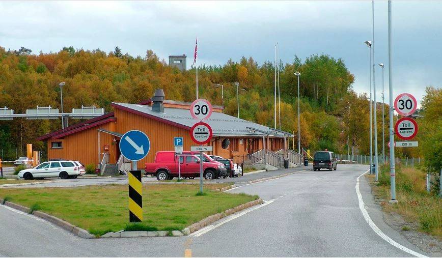Норвегия запрещает въезд автомобилей с российскими номерами