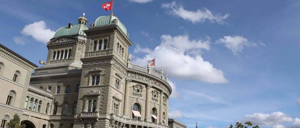 На выборах в Швейцарии побеждают правые консерваторы