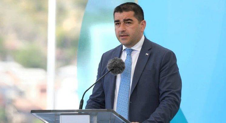 Спикер парламента рассказал про “беспрецедентные вызовы для Грузии с двух сторон”