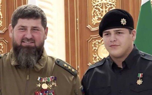 Несовершеннолетний сын Кадырова получил очередную награду после избиения мужчины