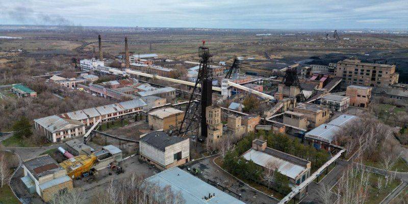 Число погибших в результате взрыва на шахте в Казахстане возросло до 45