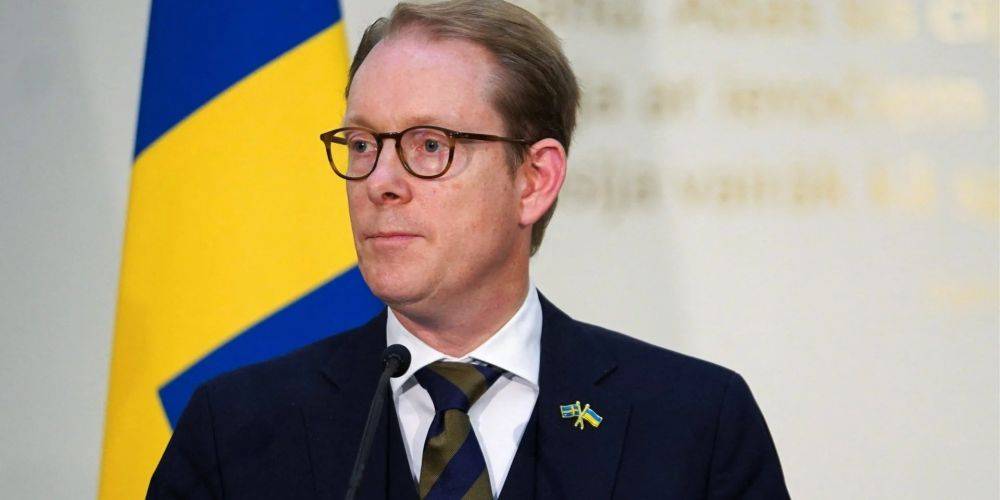 Не пустили на границе. Глава МИД Швеции не смог приехать в Украину, потому что забыл паспорт — СМИ