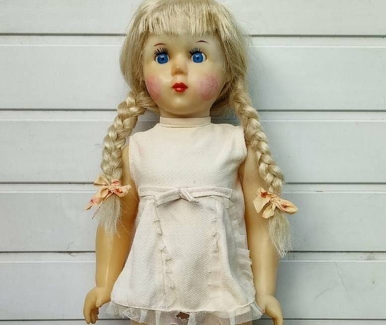 Советские куклы продают за 15 тысяч гривен: какие из них могут быть в вашем шкафу