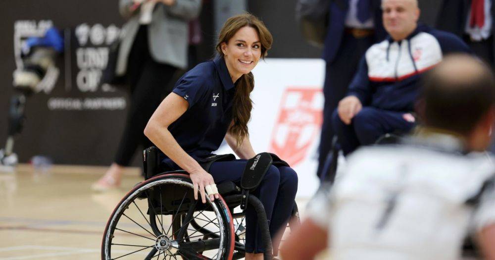 Кейт Миддлтон сыграла в регби в инвалидной коляске (фото)