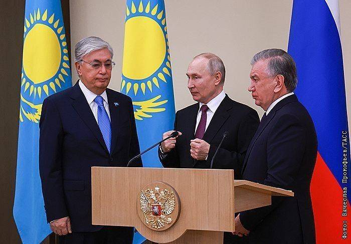Путин, Токаев и Мирзиёев дали старт началу поставок газа РФ в Узбекистан