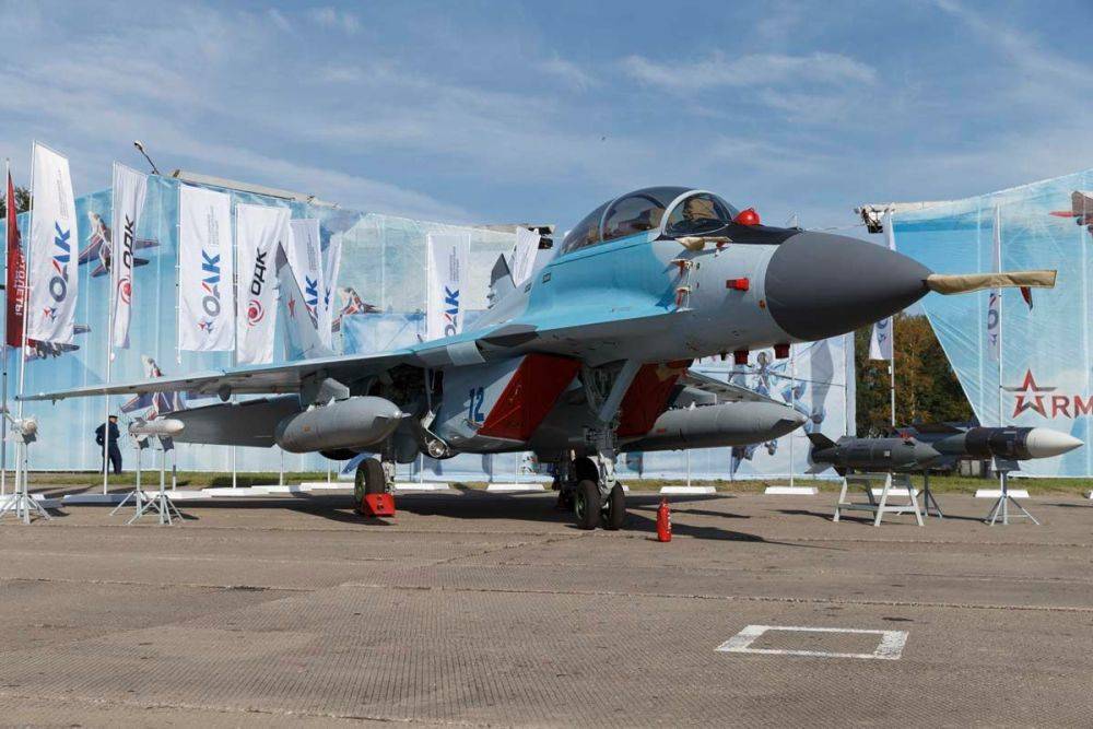 Россия взяла на вооружение самолеты МиГ-35С - фото и характеристики