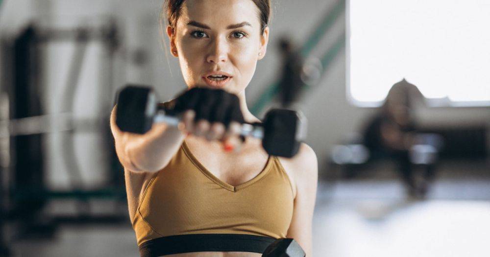 Как сжечь 500 калорий за час. 7 лучших тренировок, которые помогут похудеть