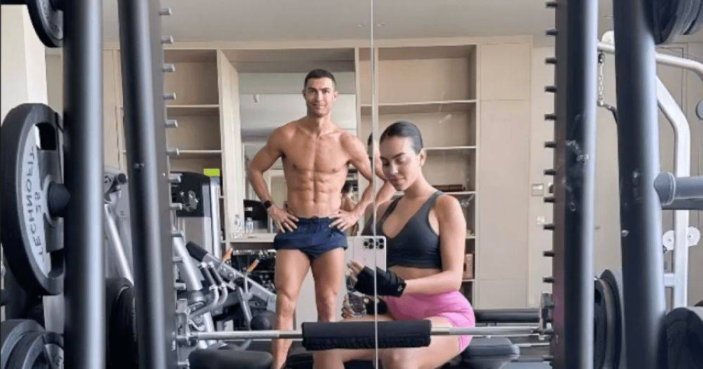 Невеста Криштиану Роналду показала их тренировку в спортзале (фото)