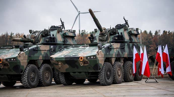 Польша разворачивает новый танковый батальон у границы с Беларусью