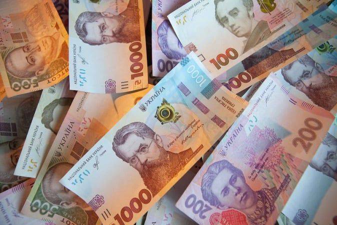 На соцвыплаты с начала года направили 371,3 миллиарда гривен
