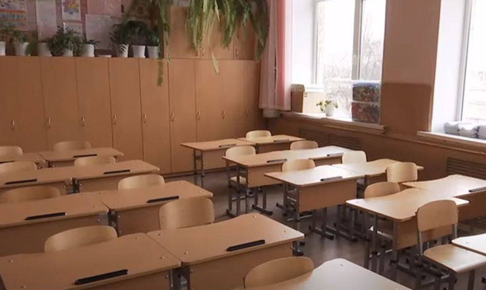 В Киеве у родителей паника: школы начали закрывать на карантин из-за опасной заразы