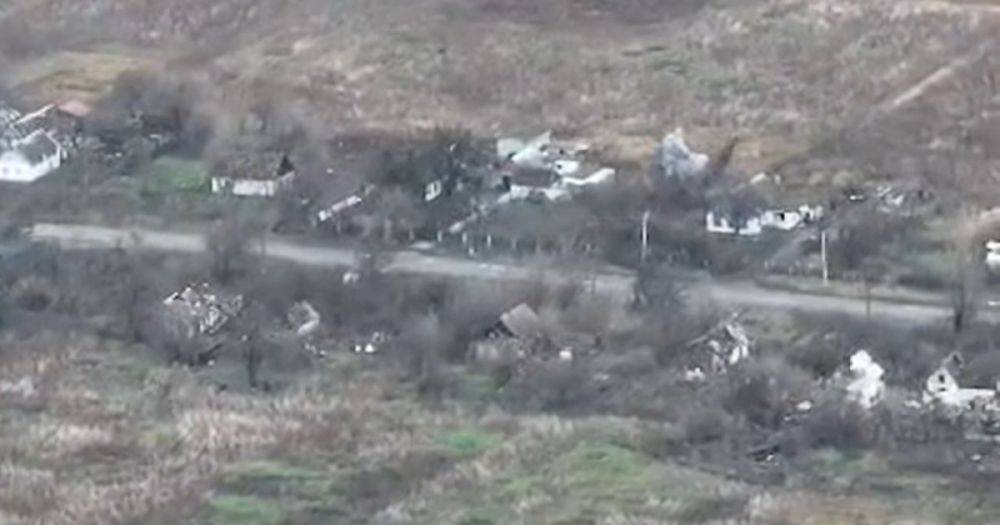 Минометчики НГУ в Донецкой области "притормозили" россиян, которые пробирались к их позициям (видео)