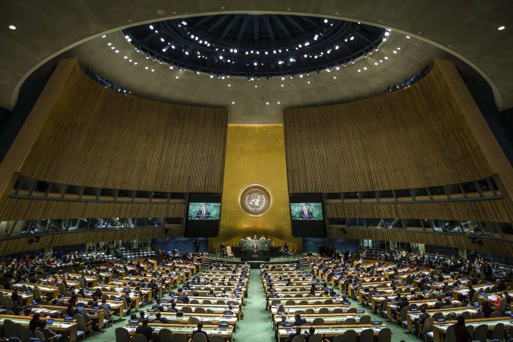 Совбез ООН принял резолюцию о срочном и продолжительном гуманитарном перемирии в Газе