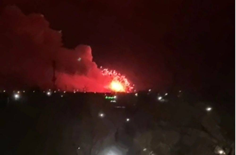 Под Волгоградом произошел пожар в воинской части - видео пожара на складе боеприпасов