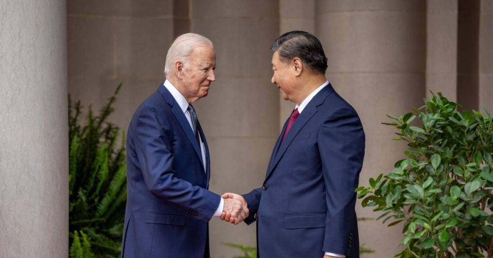 США и Китай договорились. Почему встреча Байдена и Си — очень плохая новость для России