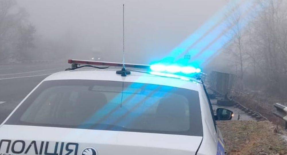 Патрульный во Львове на служебном авто сбил пешехода на переходе: детали трагедии