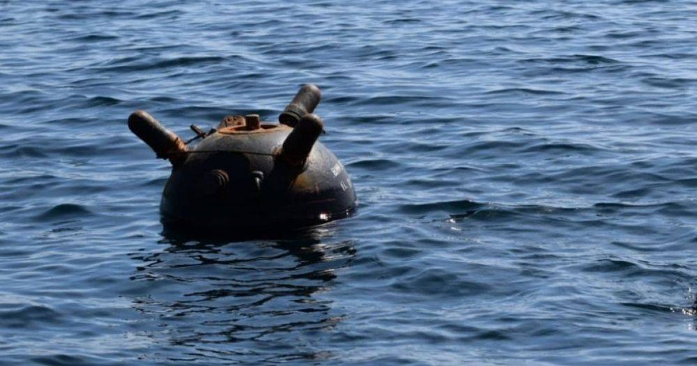 В Черном море на мини взорвалось иностранное торговое судно