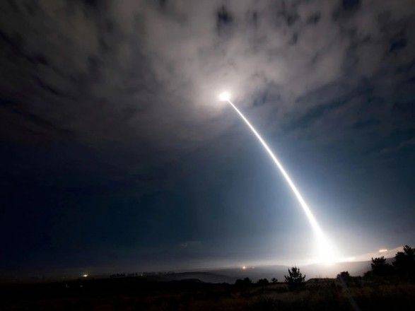 США взорвали межконтинентальную баллистическую ракету Minuteman III на испытаниях после аномалии после запуска