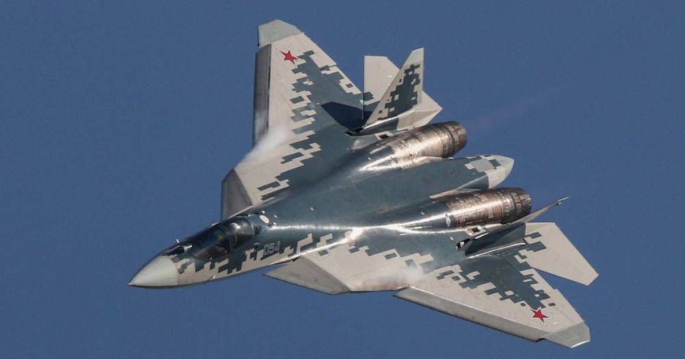 В России запатентовали двухместный вариант истребителя Су-57 (фото)
