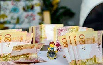 Банки и эксперты прогнозируют девальвацию белорусского рубля в следующем году