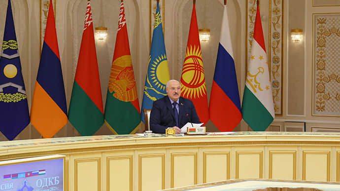 Лукашенко назвал "демаршем" отсутствие Армении на встрече ОДКБ
