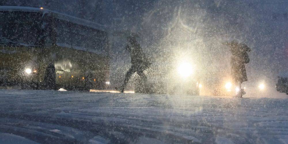 Снегопады, дожди и гололедица. Погода в Украине резко ухудшится — Гидрометцентр предупредил об опасности