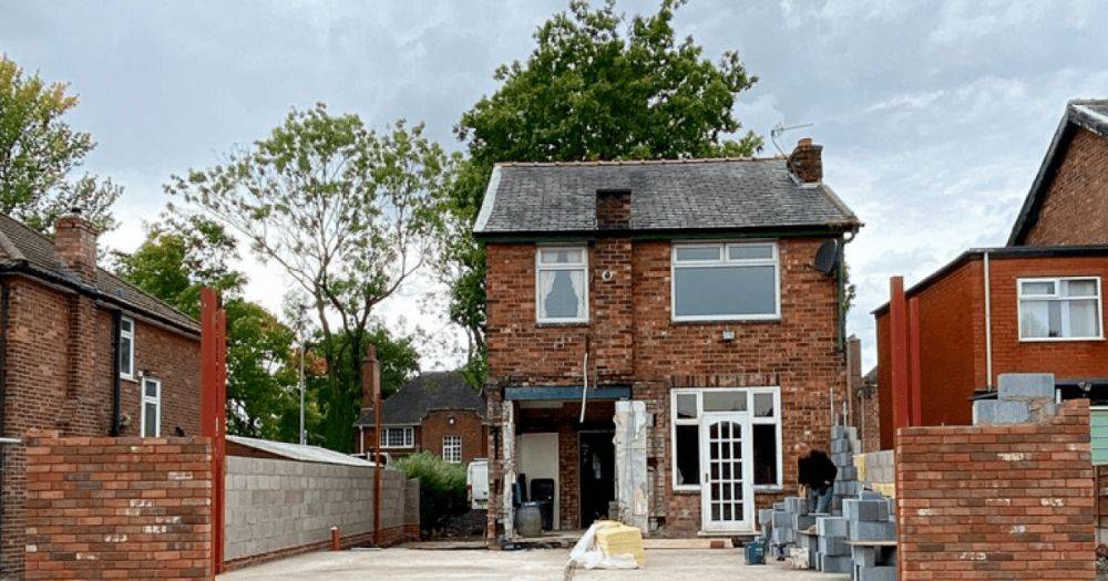 "Все соседи завидуют": женщина отстроила до неузнаваемости худший дом на улице (фото)