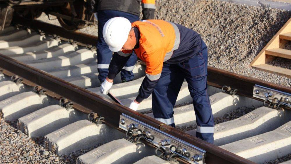 Казахстан решил построить новую железную дорогу в Узбекистан