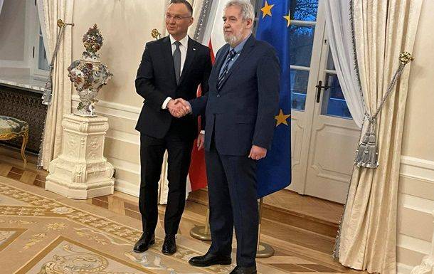Президент Польши передал верительные грамоты новому послу в Украине