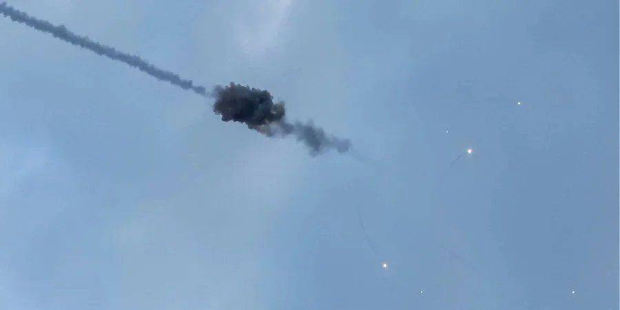 Под Хмельницким утром отражали атаку российских дронов. Обломки упали на дом