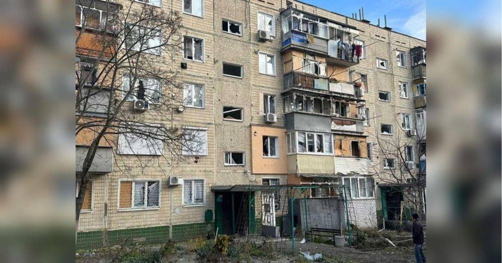 Враг ударил по пятиэтажке в Никополе: есть погибший и пострадавшие