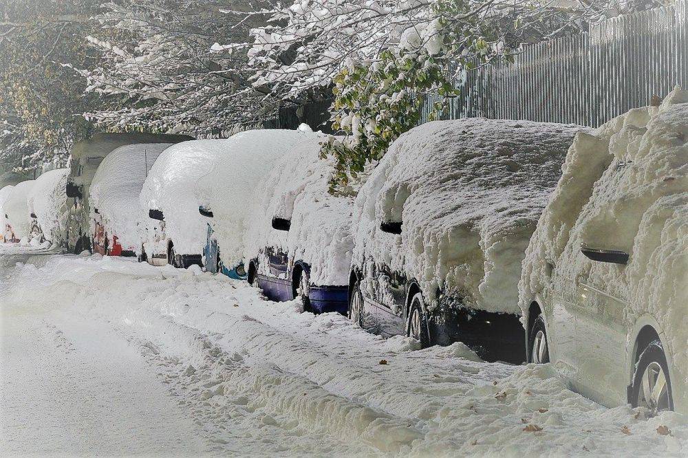 Снова засыплет всю страну снегом или заливает дождем, как повезет: синоптик Диденко предупредила о погоде на среду, 29 ноября